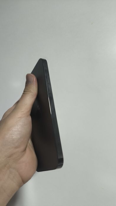 Продам айфон 12 про 256 г