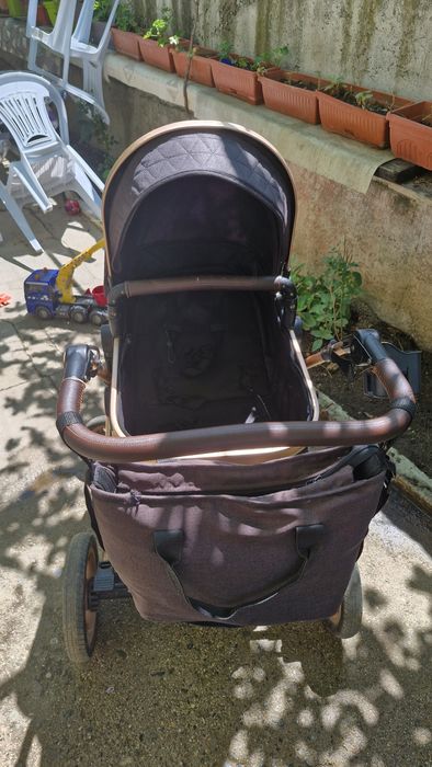 Детска количка лорели лора