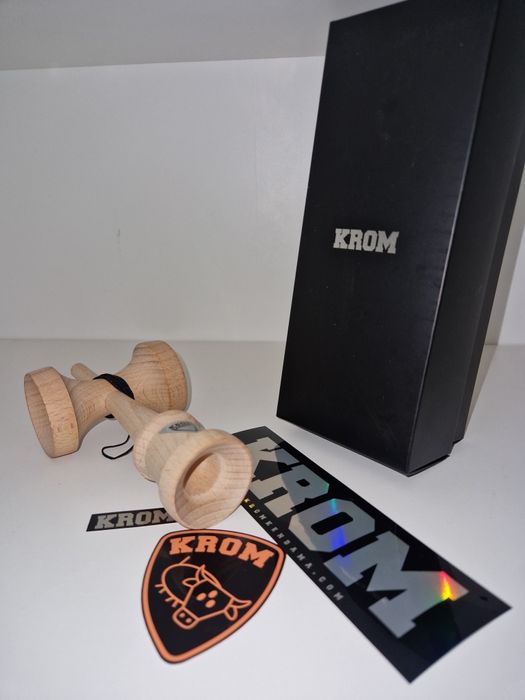 Ken Krom  Lambo Shape Nou cu accesorii