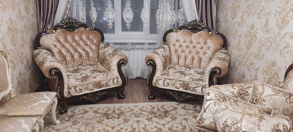 Мягкий уголок для гостинной