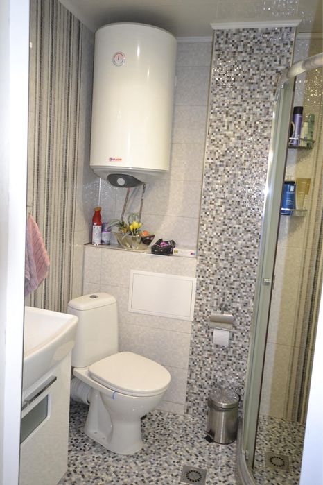 Тристаен саниран апартамент след основен ремонт