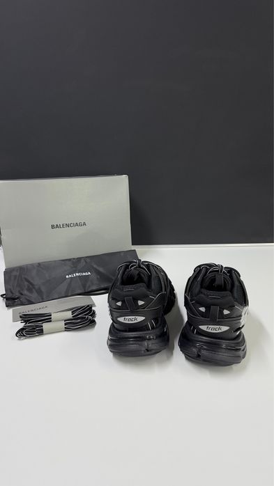 Balenciaga Track - Шарен