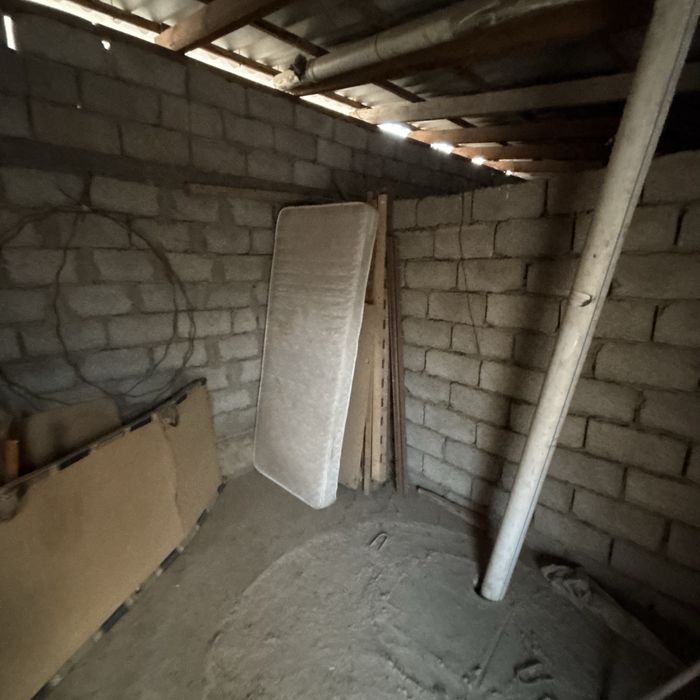 Вальер для собаки, хлам металл дерево