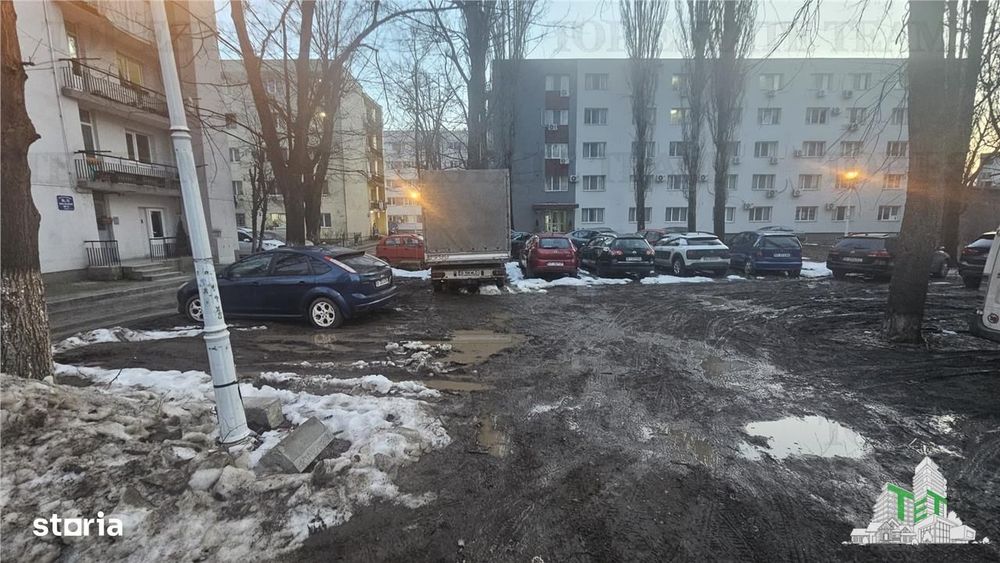 Teren 1152mp pentru bloc P+4 10 minute de metrou Pacii