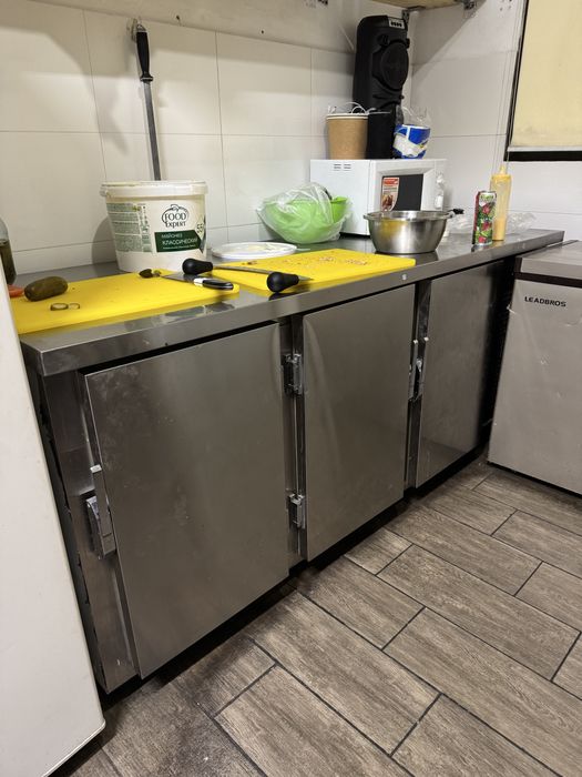 Холодильник и морозильник