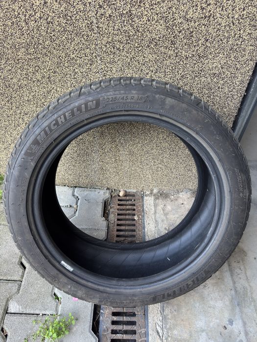 225 45 18 michelin cross climate 2