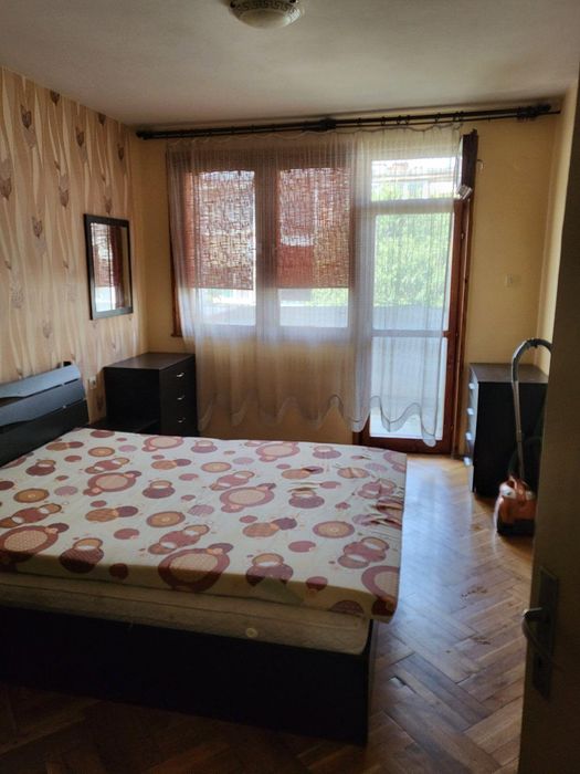 Двустаен, под наем, Център