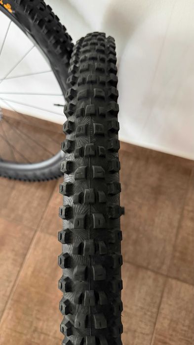 Set roți MTB 29” NEWMEN Evolution SL E.G.30 + Kryptotal Enduro/Downhill Soft + Galfer 203 mm