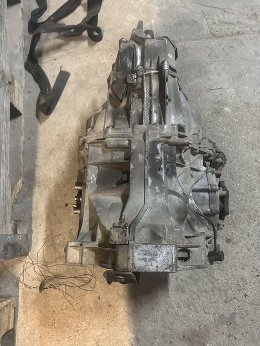 Скоростна кутия Ауди А6 Ц6 4ф 2.4 Audi A6 C6 4F 2,4 petrol HSX