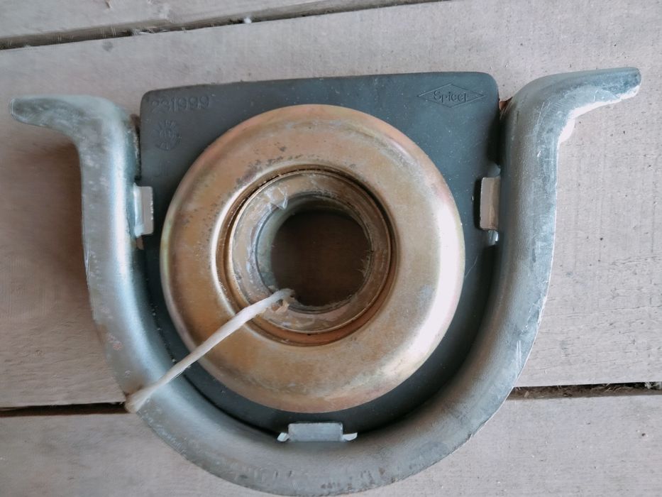 Подшипник кардана подвесной JCB