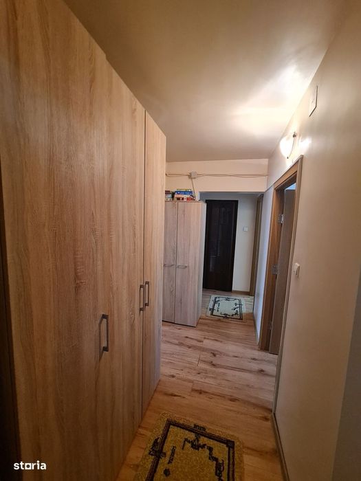 Vand apartament 5 camere Micalaca Str Abrud,2b.Decomandat,Spatios100mp