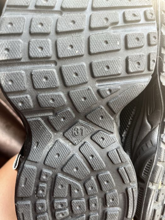 Новые кроссовки для девочки, 31 размер