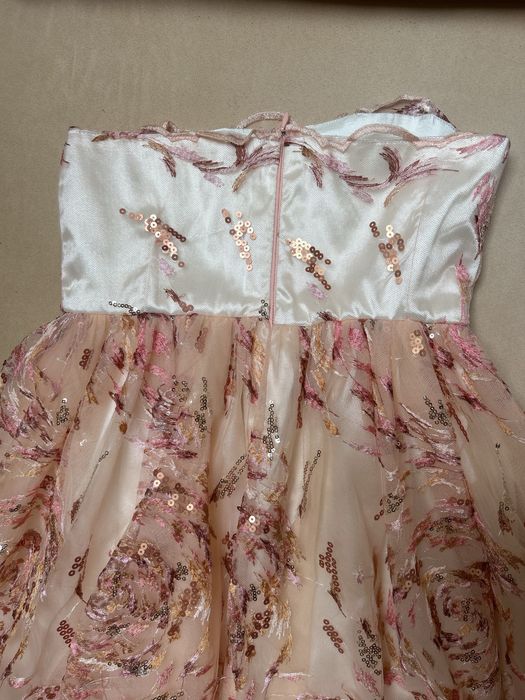 Rochie facută la comandă