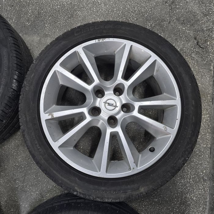 Jante de Opel cu amvelope 225/45/17 de vara Pirelli