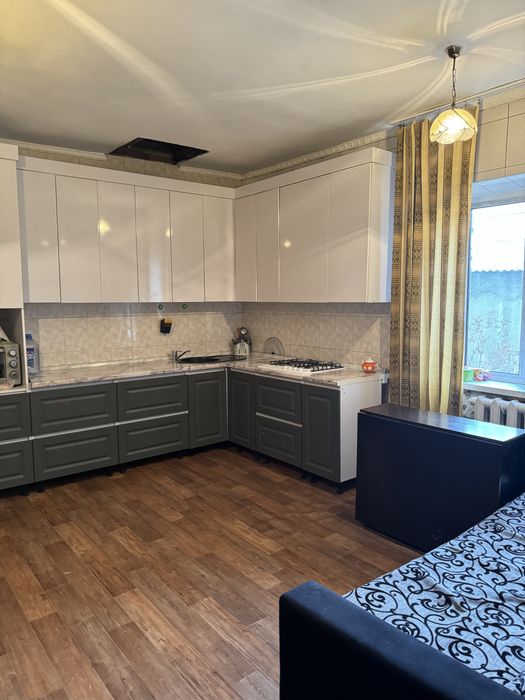 Продаю кухонный гарнитур