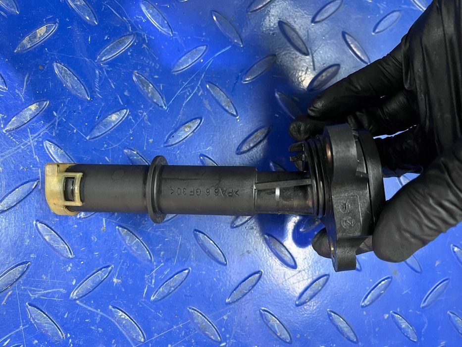 Senzor nivel ulei Mercedes Benz A0009050401