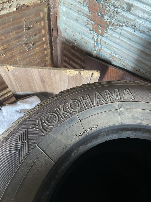 Шины 235/70 R16 4шт YOKOHAMA