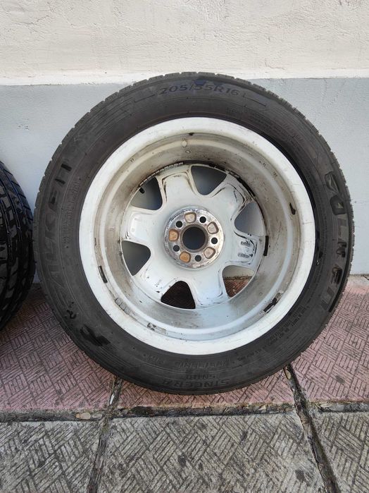 Продавам гуми с джанти, без заварки и кривини