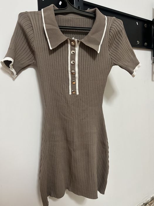 Новая платье укороченная