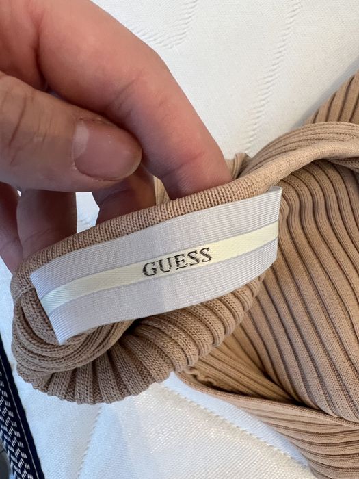 Рокля от плетиво Guess
