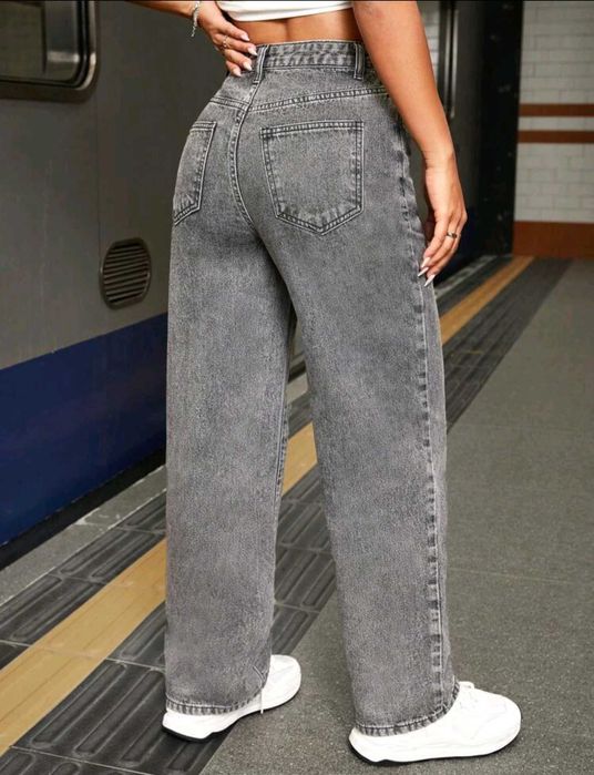 Дънки в цвят Тъмно сив Размер М