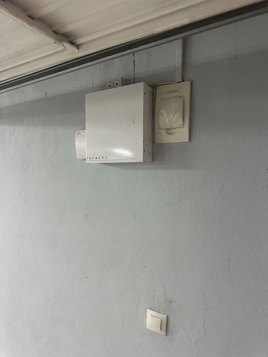 Дава се под наем Гараж / Паркомясто в София, Красно село - 40 кв.м за 278.97 € - Снимка #8