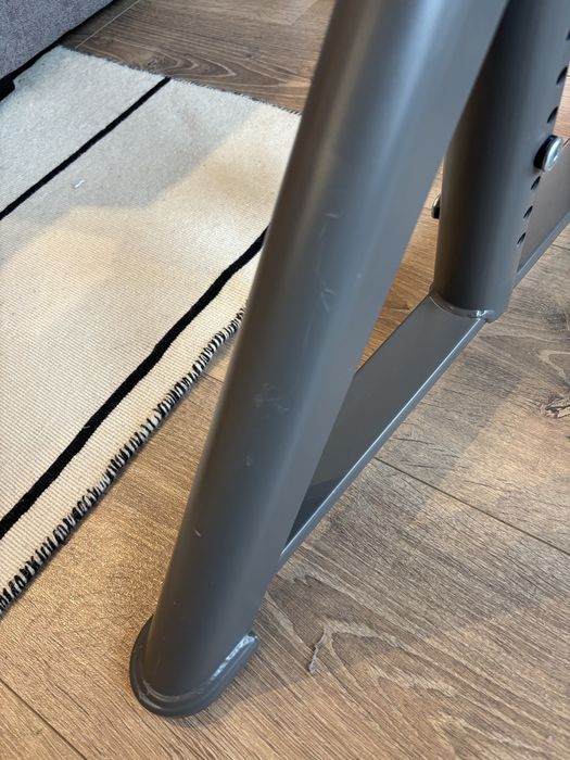 Бюро Ikea IDASEN