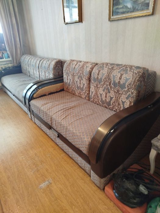 Продам 2 дивана в хорошем состоянии