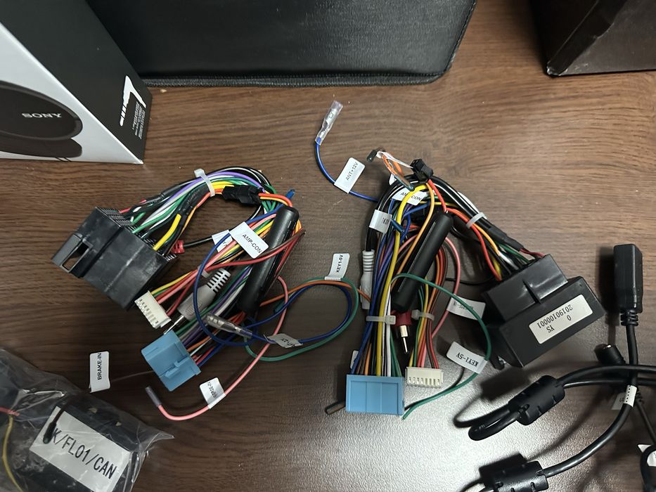 XTRONS PR78MTW 7”  навигация/мултимедия