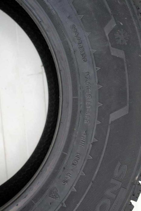Anvelope iarna noi 225/70R15C 112/110R, 8PR, Triangle