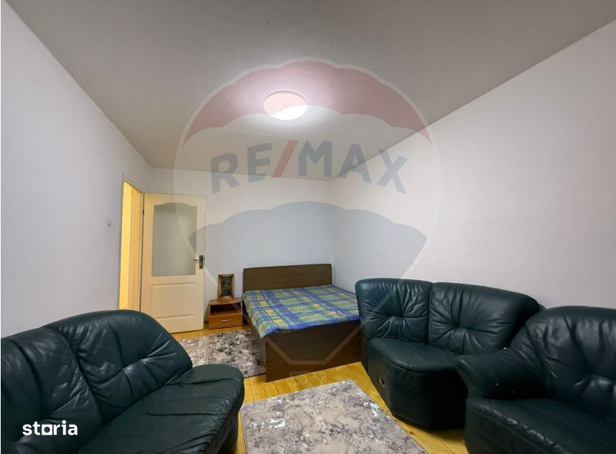 Apartament spațios-zona Vasile Aron