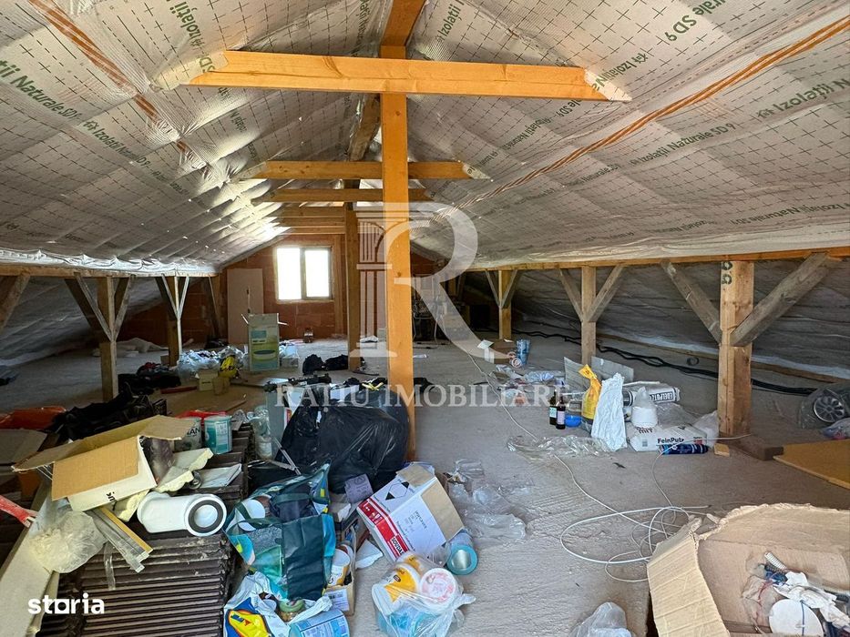 Casa cu 4 camere de vanzare | Calea Adevarului | Oradea