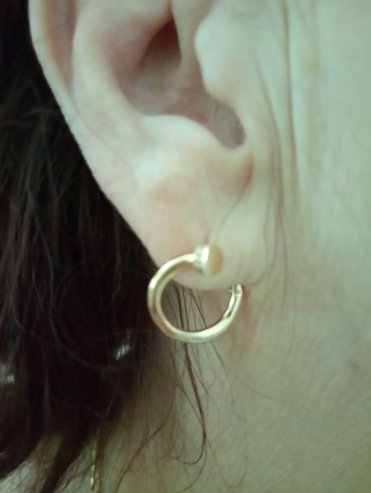 Золотые сережки продаю