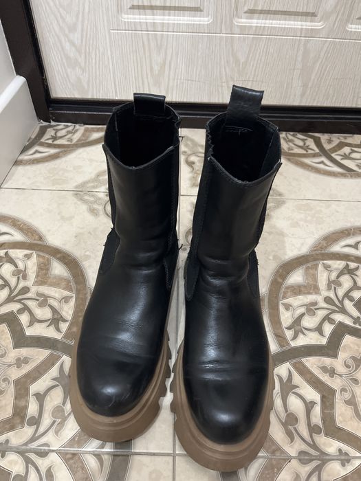 Ботинки женсикие от zara