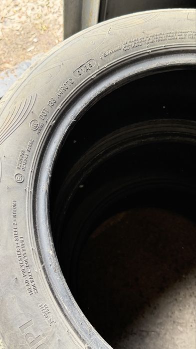 Продам шины 215/55/17