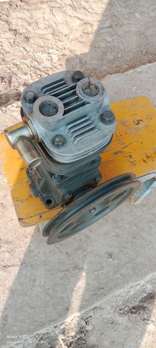 Продаю компресор