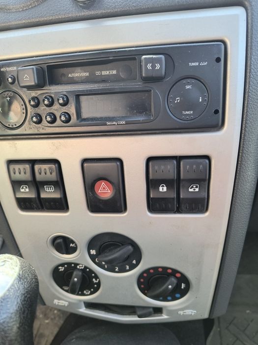 DACIA Logan 2005 — imagine 2