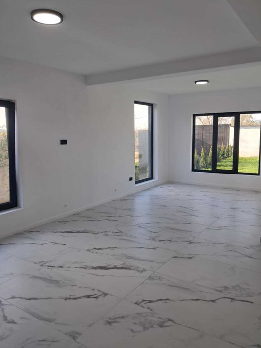 Casa de vanzare Vila P+1E