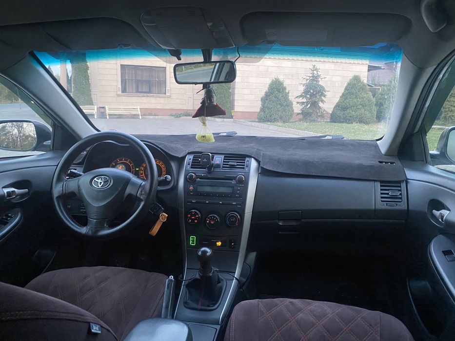 Corolla e150 год: 2008 1.4MT