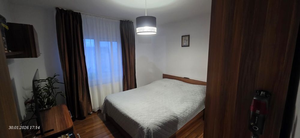 De Vanzare Apartament