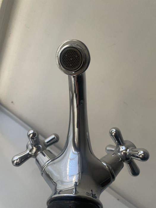 Смесител за мивка Баня Видима ретро