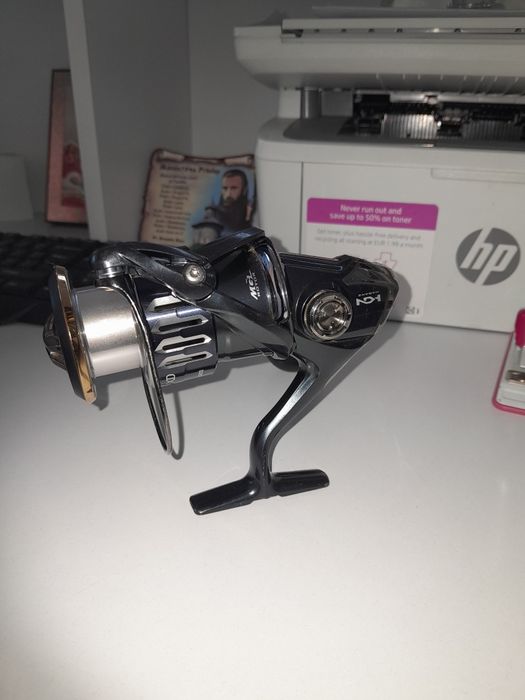 vind mulineta simano tuin pauar mărimea 4000putin folosită