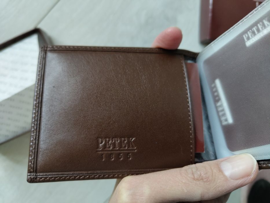 PETEK - картодържател,визитник с отделение за банкноти