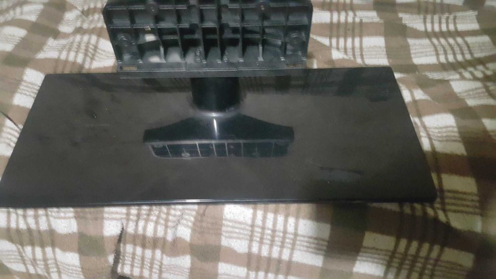 Подставка-крепление для телевизора Samsung