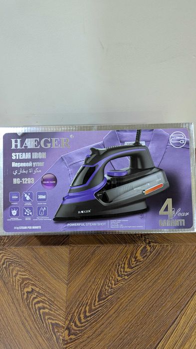 Утюг HAEGER HG-1213 Electric Steam Iron