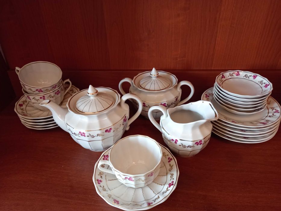 продам сервизы ссср звоните