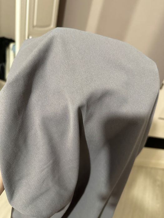 Продаю юбку серую