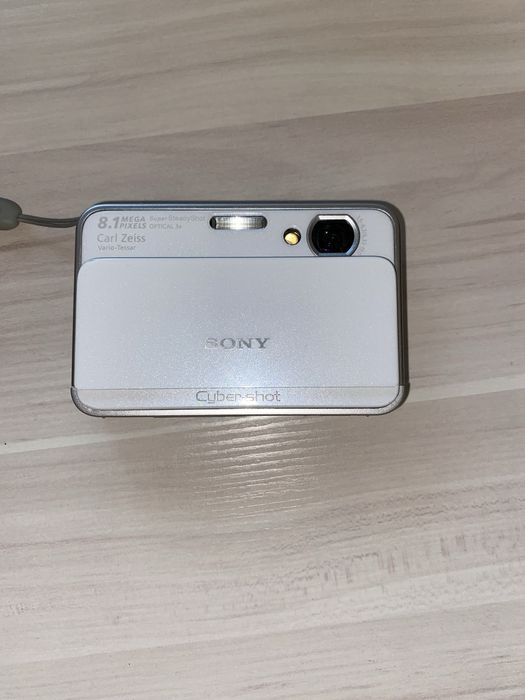 Sony cybershot DSC-T2