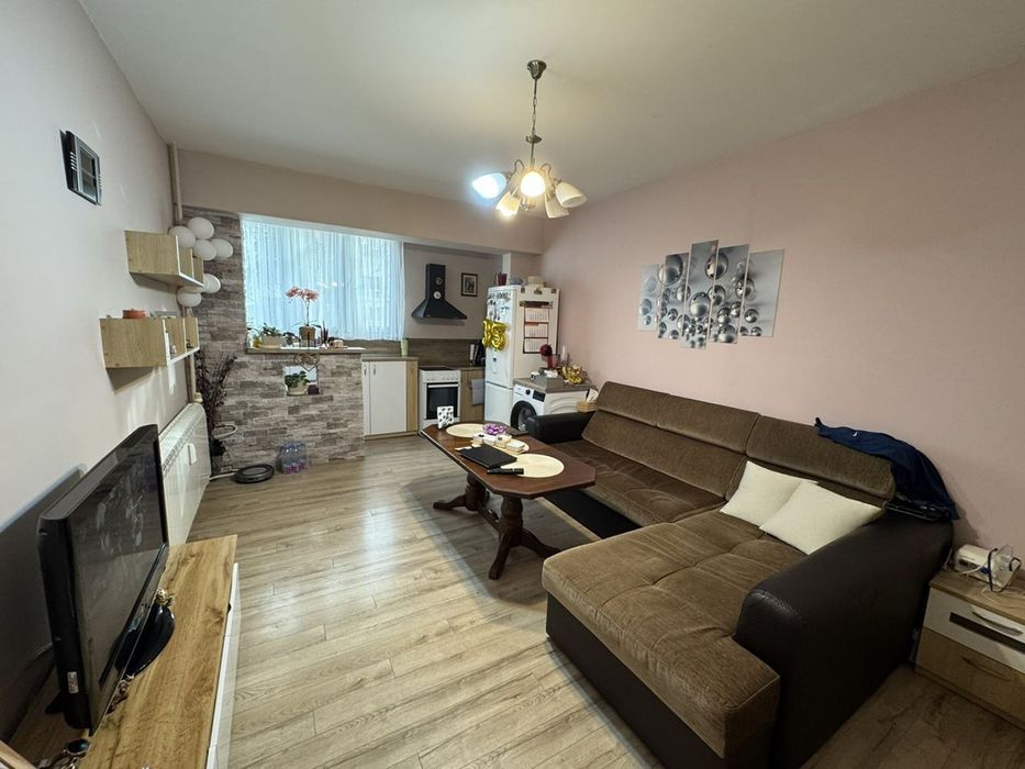 Тристаен апартамент в ж.к. Дружба 1! Имот с отлична локация!