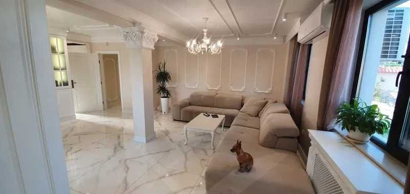 Продава се Къща в Пловдив, Беломорски - 200 кв.м за 3108 €/кв.м - Снимка #2